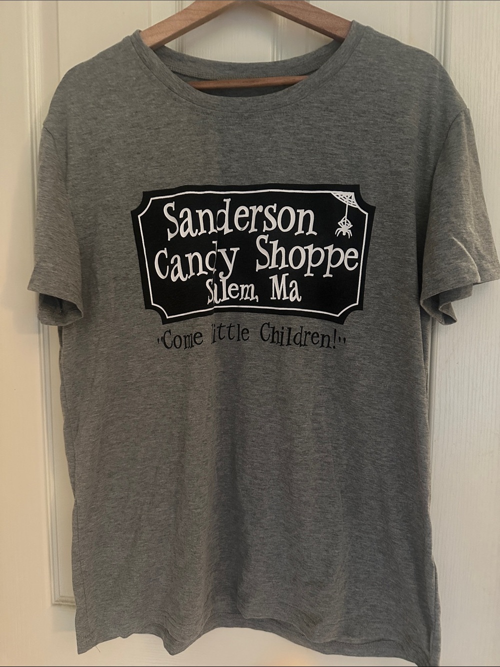 Sanderson Candy Shoppe Salem MA Graphic T-Shirt - Gray